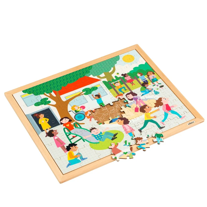 Puzzle coopératif - Dans la cour d'école