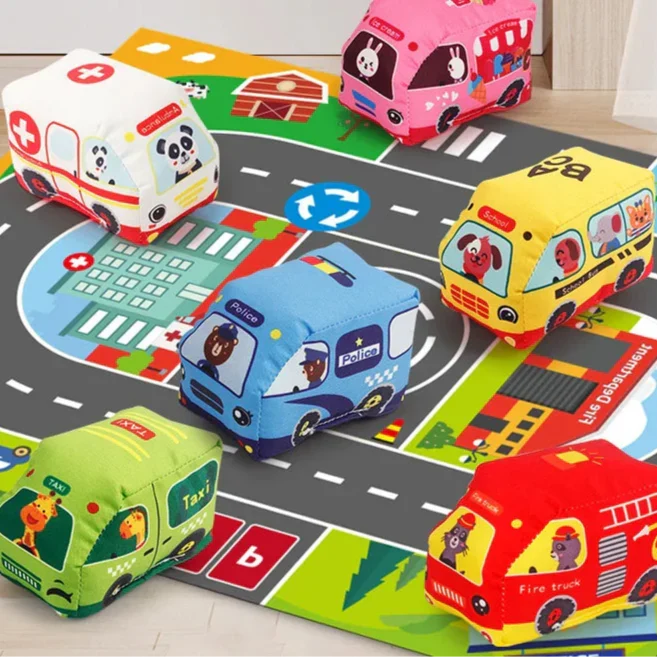 Car Playmat™ - Tecknade äventyr - Bil Lekmatta