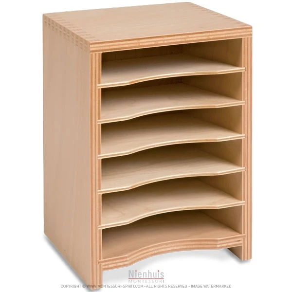 Cabinet pour cartes des formes géométriques