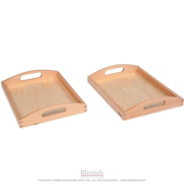 Lot 2 petits plateaux en bois