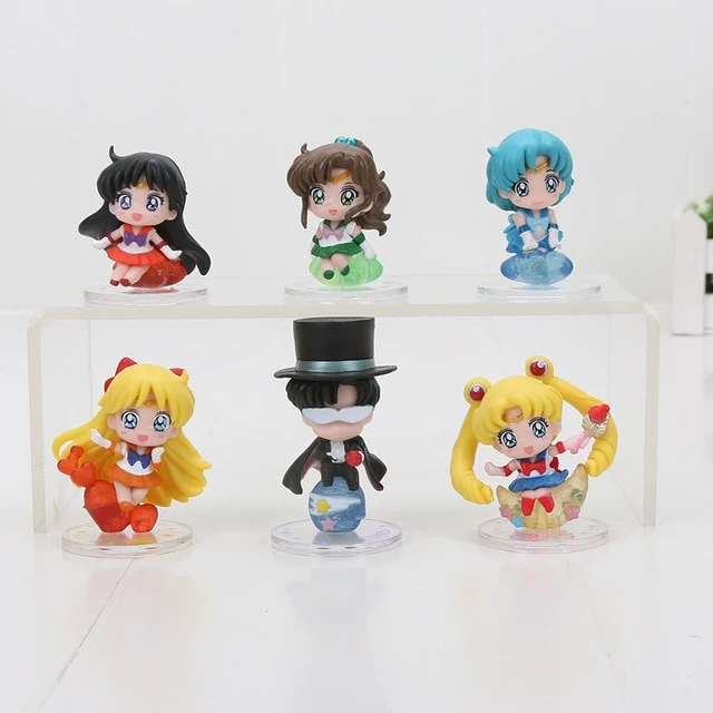 6Pcs/Set Anime Cartoon Sailor Moon Tsukino Usagi Tuxedo Mask Sailor Venus Mercury Mars Jupiter Action Figure Keychain Model Toy