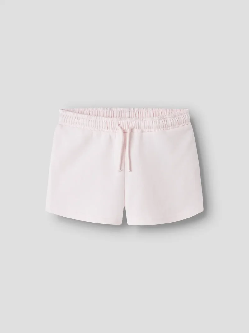 Nizu low waist shorts