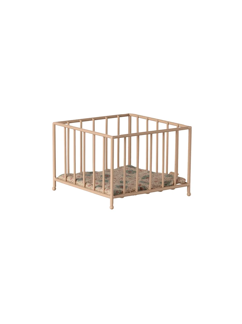 Playpen My, Rose