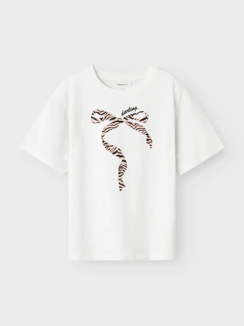 T-shirt darling