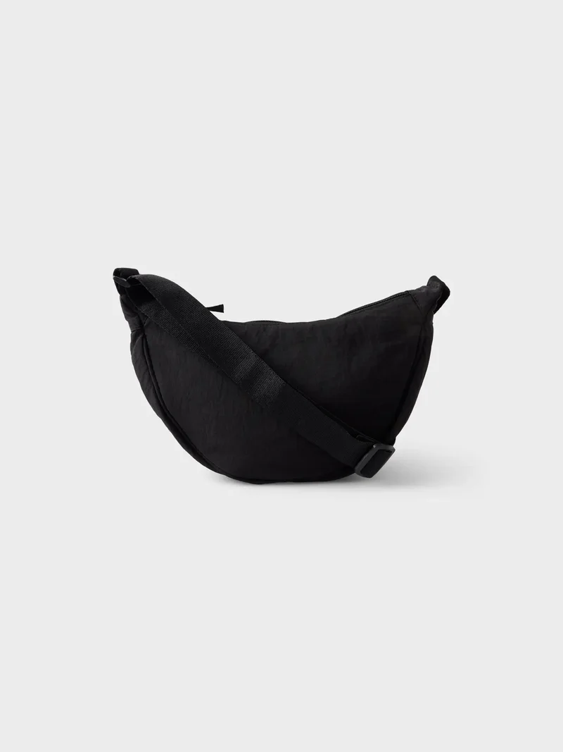 Crossbody belt bag